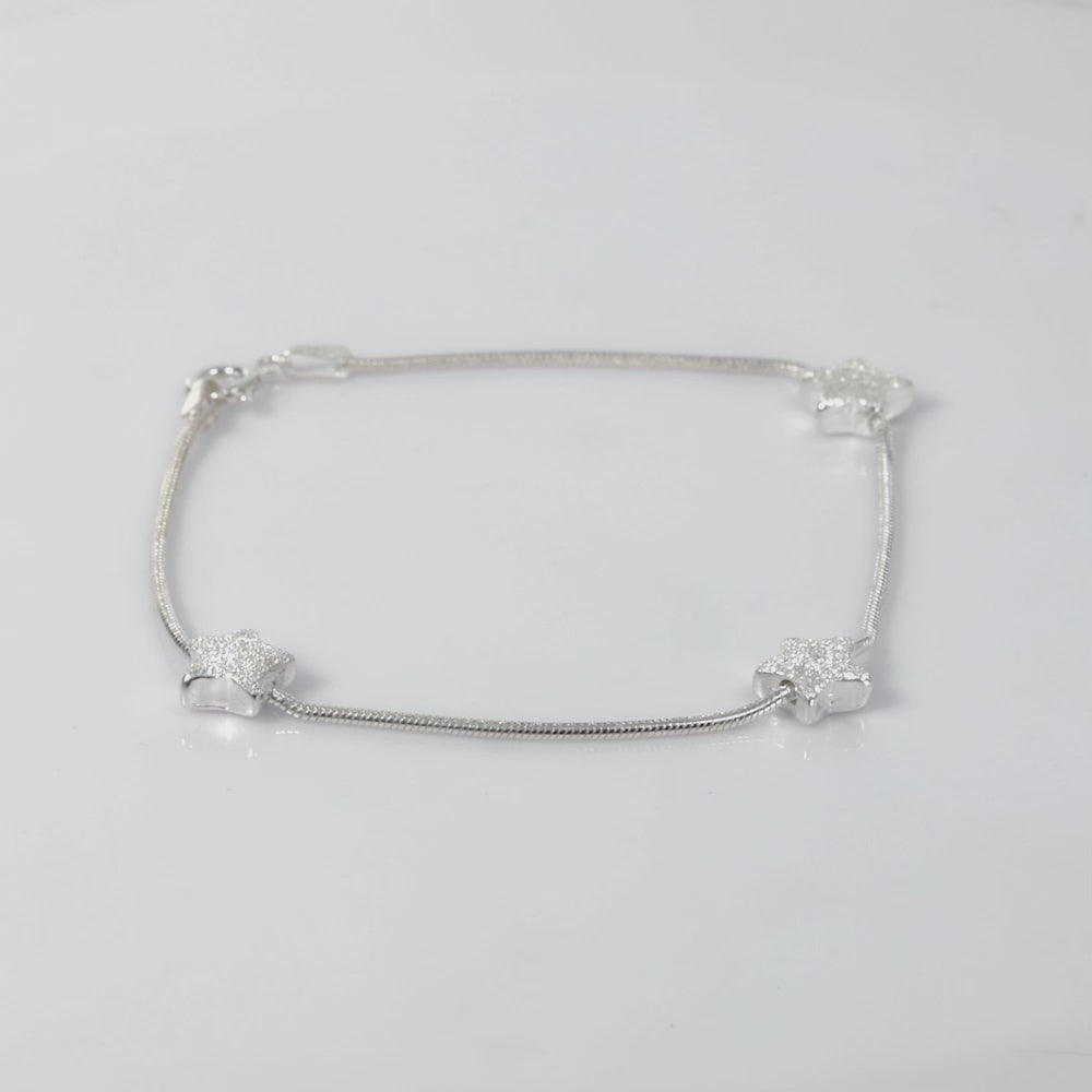Load video: 925 Sterling Silver Italian Starlight Bracelet 7 Inches For Women