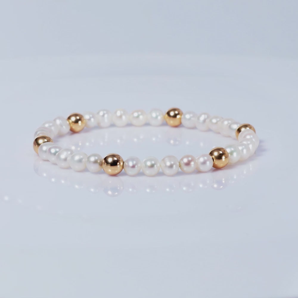 Load video: Golden Tide Pearl Bracelet